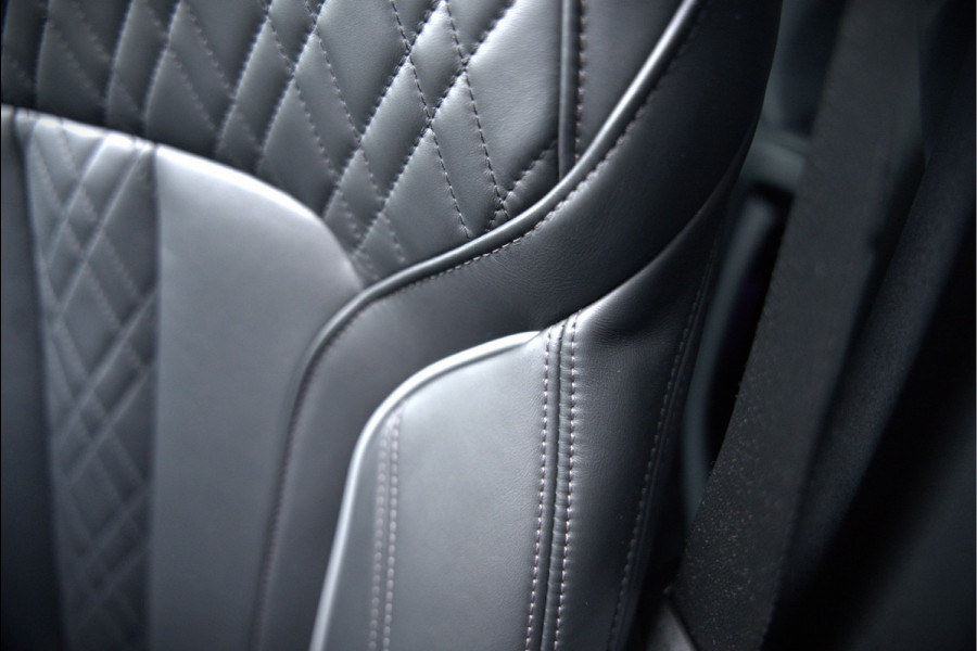 BMW 5 Serie Touring 530i High Executive M Sport | Panoramadak | Head-Up Display | Laser | Trekhaak | Stoelverwarming | Stuurverwarming | Memory Seats | Keyless | Adaptive Cruise Control | Comfort Seats | Shadowline | BTW | NAP | Dealer Ond