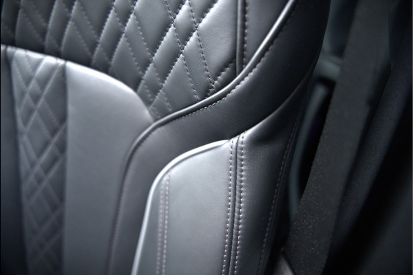 BMW 5 Serie Touring 530i High Executive M Sport | Panoramadak | Head-Up Display | Laser | Trekhaak | Stoelverwarming | Stuurverwarming | Memory Seats | Keyless | Adaptive Cruise Control | Comfort Seats | Shadowline | BTW | NAP | Dealer Ond