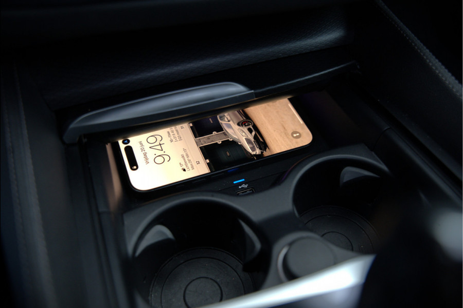 BMW 5 Serie Touring 530i High Executive M Sport | Panoramadak | Head-Up Display | Laser | Trekhaak | Stoelverwarming | Stuurverwarming | Memory Seats | Keyless | Adaptive Cruise Control | Comfort Seats | Shadowline | BTW | NAP | Dealer Ond