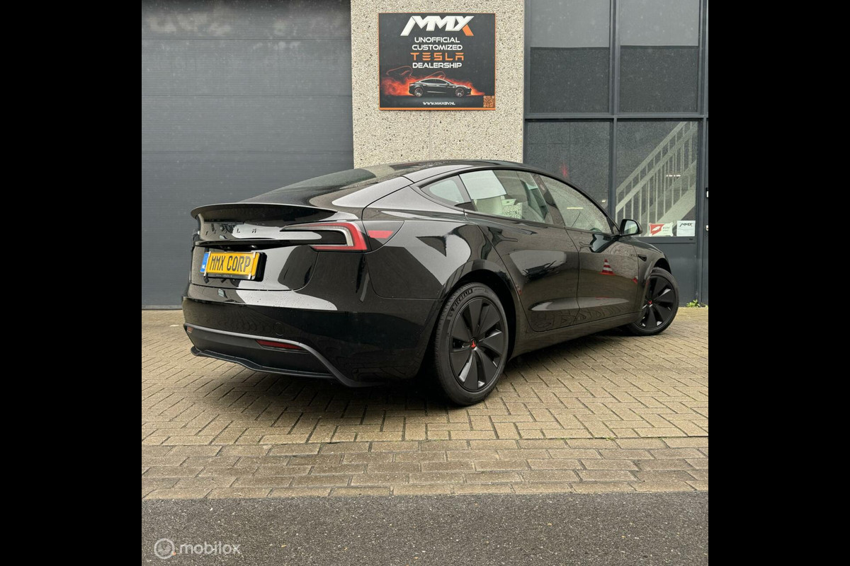 Tesla Model 3 Long Range AWD 78 kWh Tesla Model 3 Long Range AWD 78 kWh