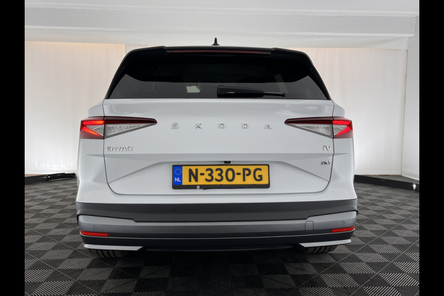 Škoda ENYAQ iV 80 Comfort [ 3-Fase ] (INCL-BTW) *DIGI-COCKPIT | FULL-LED | LEATHER-MICROFIBRE | BLINDSPOT | CAMERA | NAVI-FULLMAP | DAB+ | KEYLESS | HEATED-SPORTSEATS | CARPLAY | AMBIENT-LIGHT | CCS-FASTLOADER | SHIFT-PADDLES |