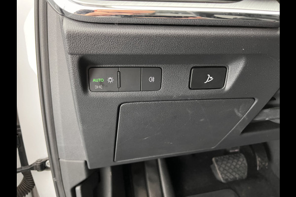 Škoda ENYAQ iV 80 Comfort [ 3-Fase ] (INCL-BTW) *DIGI-COCKPIT | FULL-LED | LEATHER-MICROFIBRE | BLINDSPOT | CAMERA | NAVI-FULLMAP | DAB+ | KEYLESS | HEATED-SPORTSEATS | CARPLAY | AMBIENT-LIGHT | CCS-FASTLOADER | SHIFT-PADDLES |