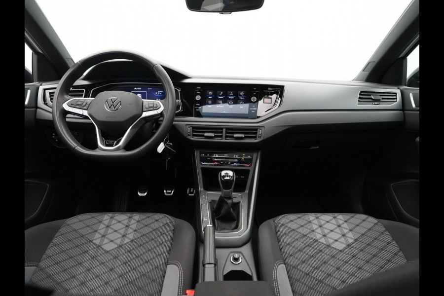 Volkswagen Taigo 1.0 TSI 110pk R-Line Panorama Matrix Led Clima Navi via App 287