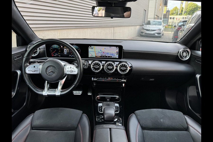 Mercedes-Benz A-Klasse A250 AUT AMG LED Pano Widescreen Navi