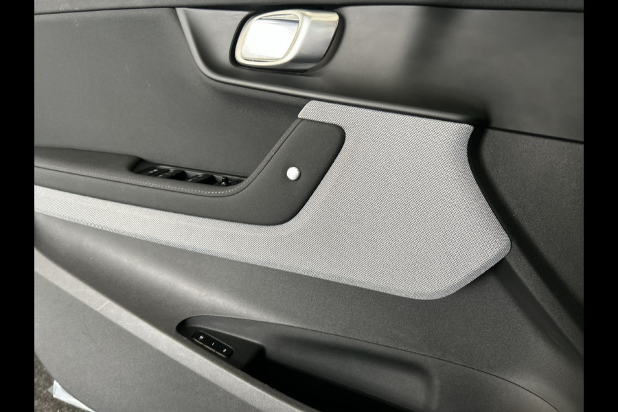 Polestar 2 Long Range Single Motor 78 kWh | Voorstoelen verwarmd | Uitwijk assistens | Rijstrooksensor met correctie | Soh (batterijcheck) 94,9 %
