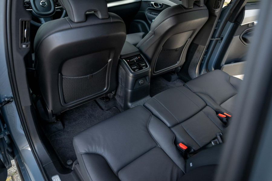 Volvo XC90 2.0 T8 Recharge AWD Plus Dark Trekhaak H/K Premium
