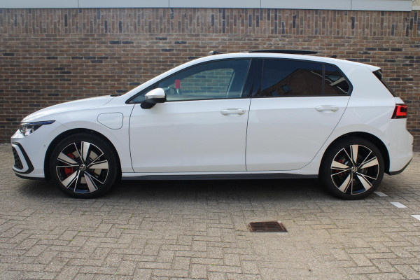 Volkswagen Golf 8 1.4 eHybrid GTE PANO|HUD|IQ Light|245PK