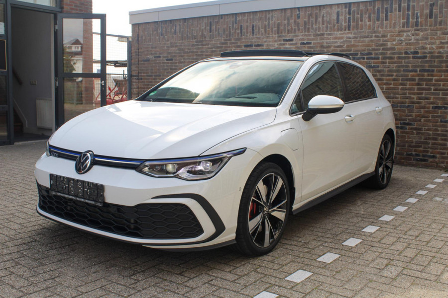 Volkswagen Golf 8 1.4 eHybrid GTE PANO|HUD|IQ Light|245PK