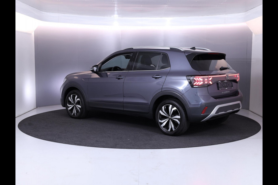 Volkswagen T-Cross 1.0 TSI Style 115 pk Automaat (DSG) | Navigatie | Parkeersensoren | Autom. airco | Matrix LED koplampen | Stoelverwarming |