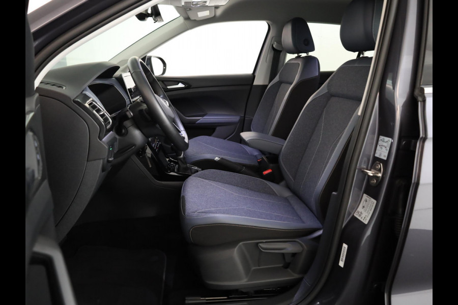Volkswagen T-Cross 1.0 TSI Style 115 pk Automaat (DSG) | Navigatie | Parkeersensoren | Autom. airco | Matrix LED koplampen | Stoelverwarming |