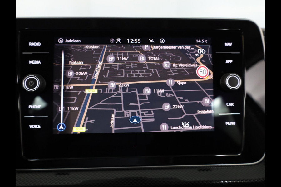 Volkswagen T-Cross 1.0 TSI Style 115 pk Automaat (DSG) | Navigatie | Parkeersensoren | Autom. airco | Matrix LED koplampen | Stoelverwarming |