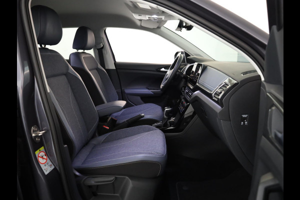 Volkswagen T-Cross 1.0 TSI Style 115 pk Automaat (DSG) | Navigatie | Parkeersensoren | Autom. airco | Matrix LED koplampen | Stoelverwarming |