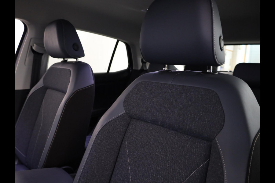Volkswagen T-Cross 1.0 TSI Style 115 pk Automaat (DSG) | Navigatie | Parkeersensoren | Autom. airco | Matrix LED koplampen | Stoelverwarming |