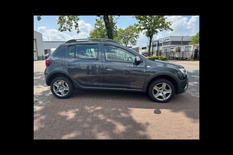 Dacia Sandero 1.0 SCe 5deurs Stepway Laureate Airco,Navigatie