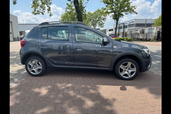 Dacia Sandero 1.0 SCe 5deurs Stepway Laureate Airco,Navigatie