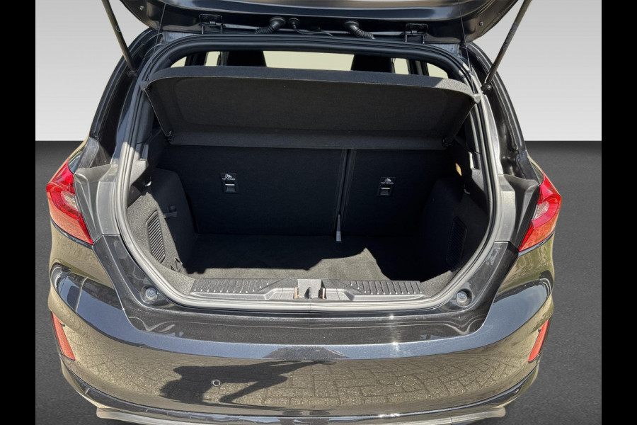 Ford Fiesta 1.0 EcoBoost ST-Line | adaptive cruise | blind-spot | LED | PDC | navi | parkeercamera | allseason banden | climate control