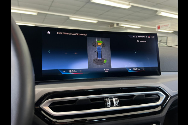 BMW 3 Serie Touring 318i NL AUTO | CARPLAY | ELEKTRISCHE KLEP | CRUISE |