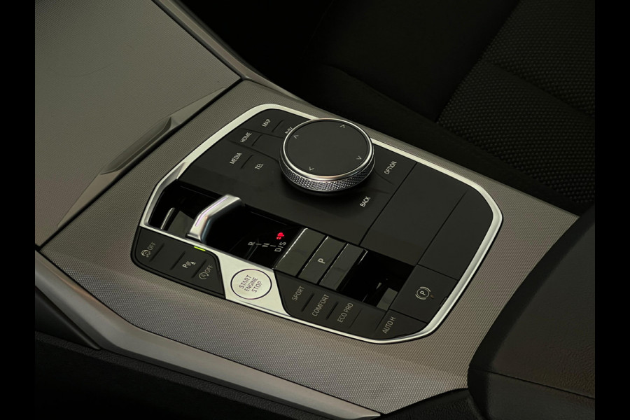 BMW 3 Serie Touring 318i NL AUTO | CARPLAY | ELEKTRISCHE KLEP | CRUISE |