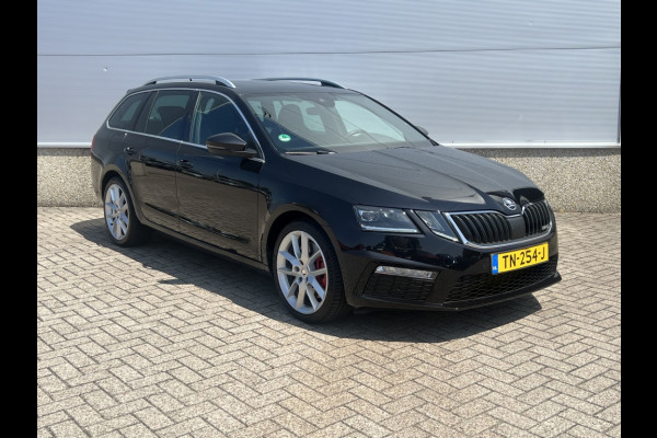 Škoda Octavia Combi 2.0 TSI RS 230 AUTOMAAT! PANODAK! ADAPTIVE CRUISE! AFN TREKHAAK!