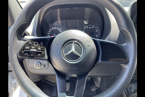 Mercedes-Benz Sprinter 211 1.9 CDI L1H1 FWD / vaste prijs rijklaar € 21.950 ex btw / lease vanaf € 358 / airco / cruise control / trekhaak / euro 6 diesel / bpm vrij / bijrijdersbank !