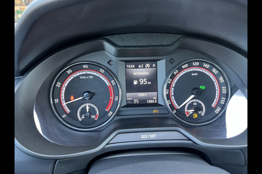Škoda Octavia Combi 2.0 TSI RS 230 AUTOMAAT! PANODAK! ADAPTIVE CRUISE! AFN TREKHAAK!