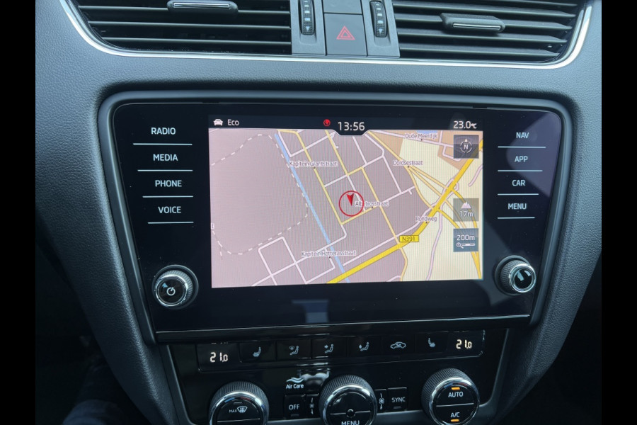 Škoda Octavia Combi 2.0 TSI RS 230 AUTOMAAT! PANODAK! ADAPTIVE CRUISE! AFN TREKHAAK!