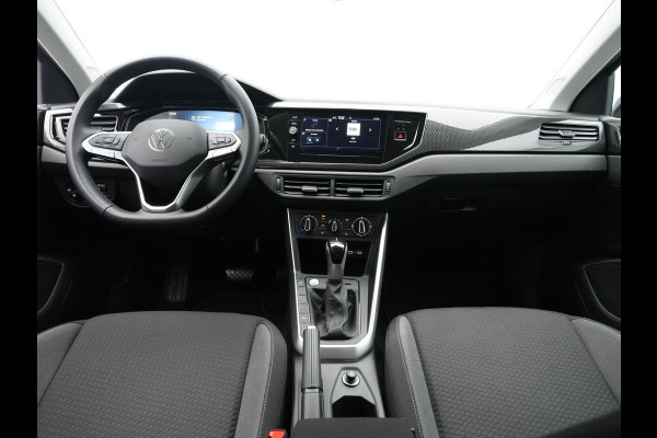 Volkswagen Polo 1.0 TSI Life Edition Camera Pdc Navi via App Keyless 144