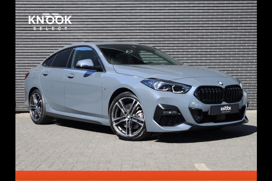 BMW 2 Serie Gran Coupé 220i M Sport High Executive | Panodak | Stuurwiel verwarmd | ambient |