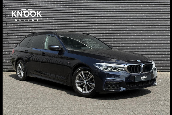 BMW 5 Serie Touring 520i High Executive M Sport | Panoramadak | Comfortstoelen | Camera | Adaptive LED |