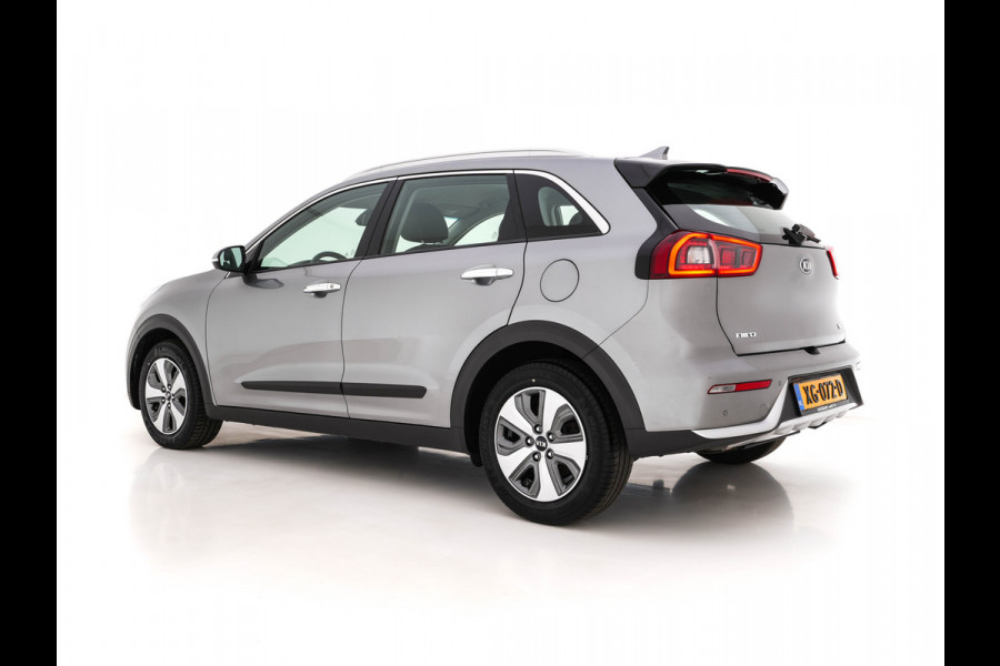 Kia Niro 1.6 GDi Hybrid ExecutiveLine Aut. *LEATHER-FABRIC | NAVI-FULLMAP | KEYLESS | CAMERA | COMFORT-SEATS | DIGI-COCKPIT | LANE-ASSIST | ECC | CARPLAY | PDC | 16''ALU*