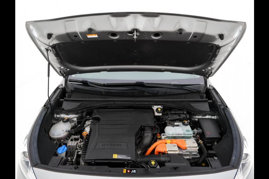 Kia Niro 1.6 GDi Hybrid ExecutiveLine Aut. *LEATHER-FABRIC | NAVI-FULLMAP | KEYLESS | CAMERA | COMFORT-SEATS | DIGI-COCKPIT | LANE-ASSIST | ECC | CARPLAY | PDC | 16''ALU*