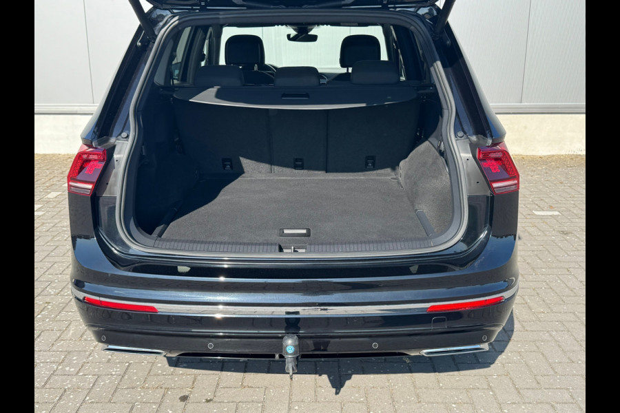 Volkswagen Tiguan Allspace 1.5 TSI * R-Line * Camera * Trekhaak * Visueel Cockpit *
