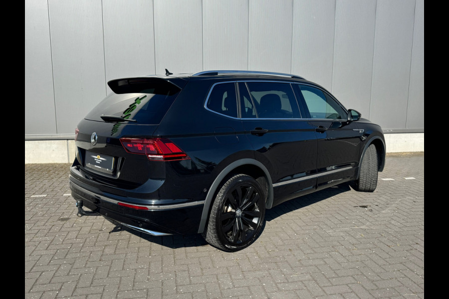 Volkswagen Tiguan Allspace 1.5 TSI * R-Line * Camera * Trekhaak * Visueel Cockpit *