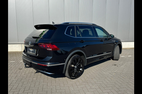 Volkswagen Tiguan Allspace 1.5 TSI * R-Line * Camera * Trekhaak * Visueel Cockpit *