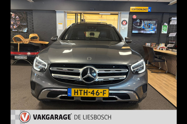 Mercedes-Benz GLC 300e 4MATIC Premium Plus / trekhaak / sfeer verlichting / panorama-dak / virtual
