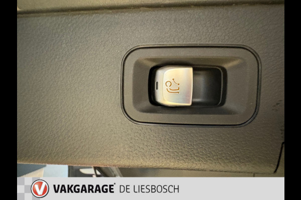 Mercedes-Benz GLC 300e 4MATIC Premium Plus / trekhaak / sfeer verlichting / panorama-dak / virtual