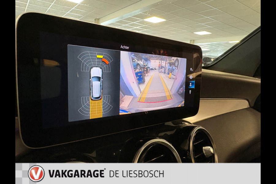 Mercedes-Benz GLC 300e 4MATIC Premium Plus / trekhaak / sfeer verlichting / panorama-dak / virtual