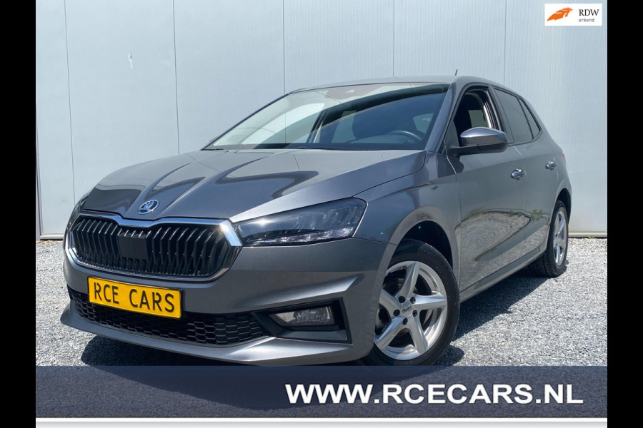 Škoda Fabia 1.0 MPI | Carplay |10"touchscreen | Navigatie | Stoelverw| Front-Lane assist|Cruise|KM : 20.300 !!!
