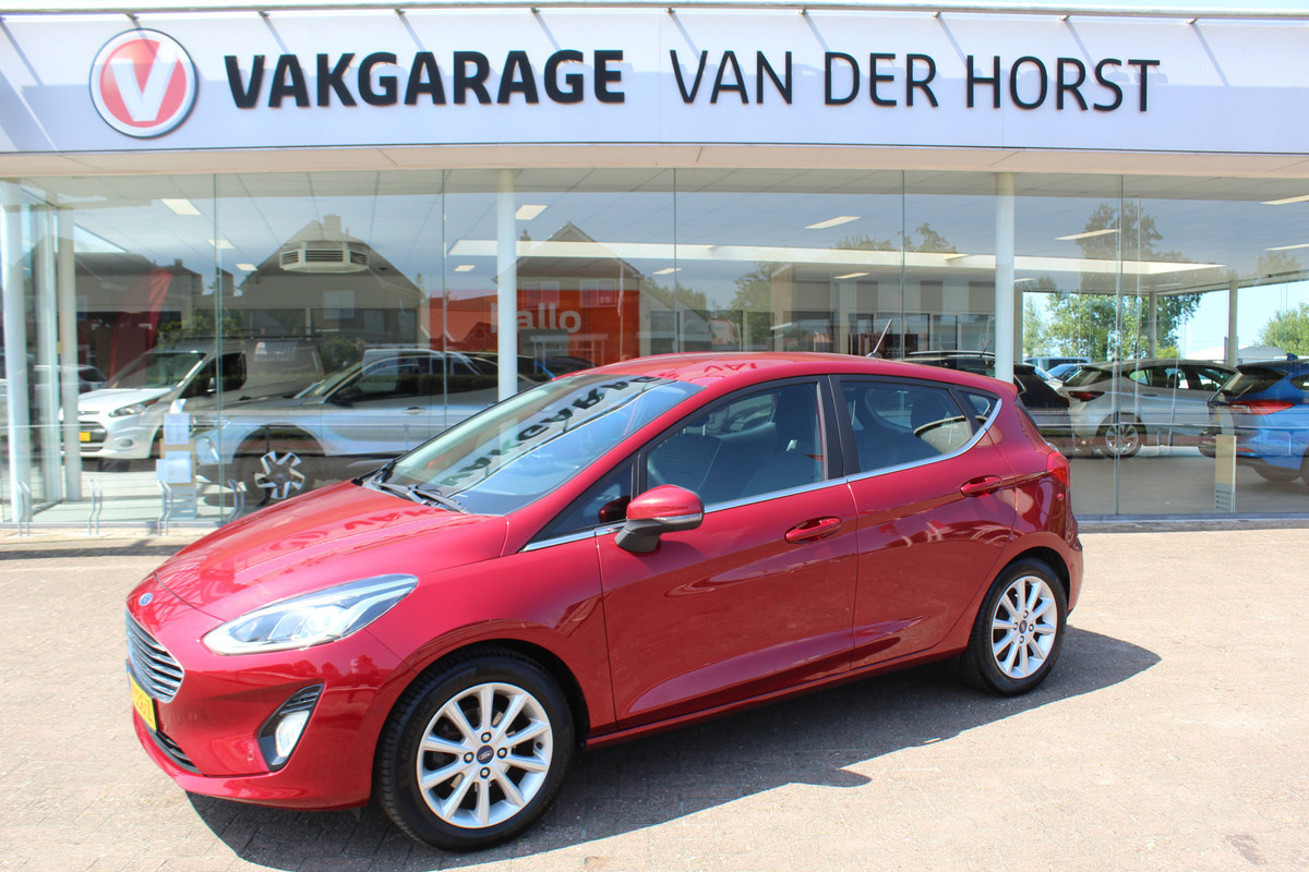 Ford Fiesta 1.0 EcoBoost Titanium , 100pk Climate control , Camera , Voorruit verwarming , Cruise control B en O audio , Park Asist , Ford Fiesta 1.0 EcoBoost Titanium , 100pk Climate control , Camera , Voorruit verwarming , Cruise control B en O audio , Park Asist ,