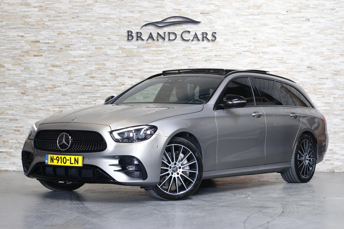 Mercedes-Benz E-Klasse Estate 300 de AMG Line | FACELIFT | PANO | WIDESCREEN | SFEERVERLICHTING | CAMERA | Mercedes-Benz E-Klasse Estate 300 de AMG Line | FACELIFT | PANO | WIDESCREEN | SFEERVERLICHTING | CAMERA |