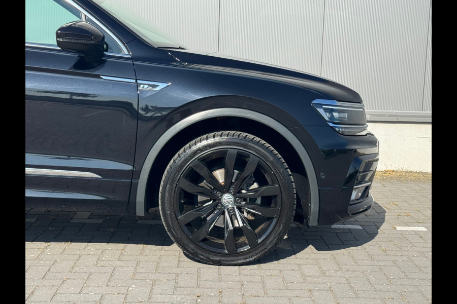 Volkswagen Tiguan Allspace 1.5 TSI * R-Line * Camera * Trekhaak * Visueel Cockpit *