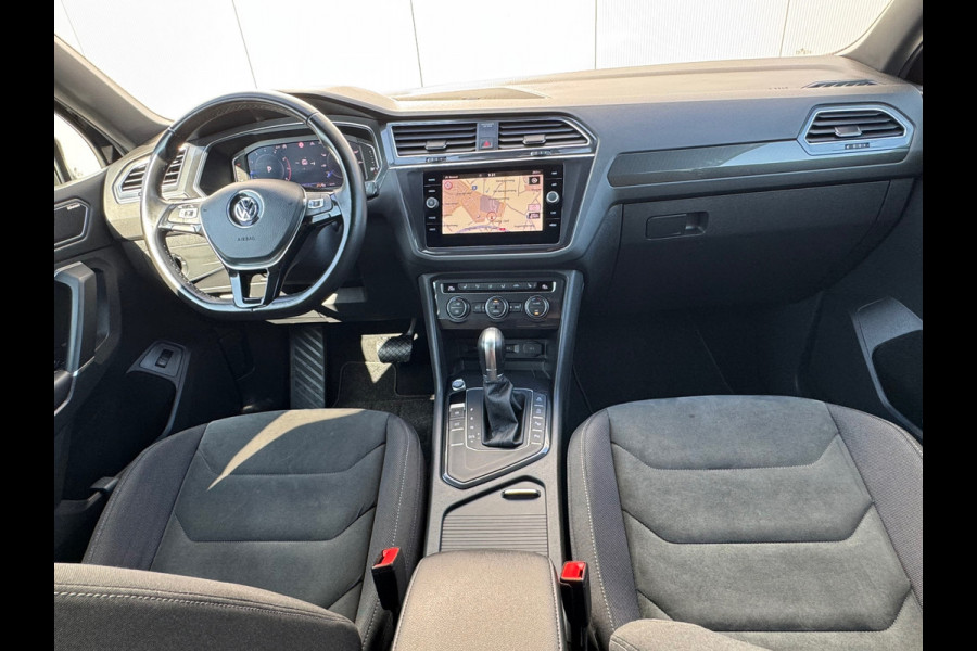 Volkswagen Tiguan Allspace 1.5 TSI * R-Line * Camera * Trekhaak * Visueel Cockpit *