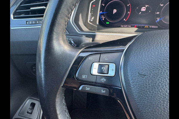 Volkswagen Tiguan Allspace 1.5 TSI * R-Line * Camera * Trekhaak * Visueel Cockpit *