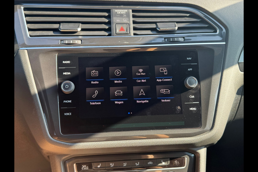 Volkswagen Tiguan Allspace 1.5 TSI * R-Line * Camera * Trekhaak * Visueel Cockpit *