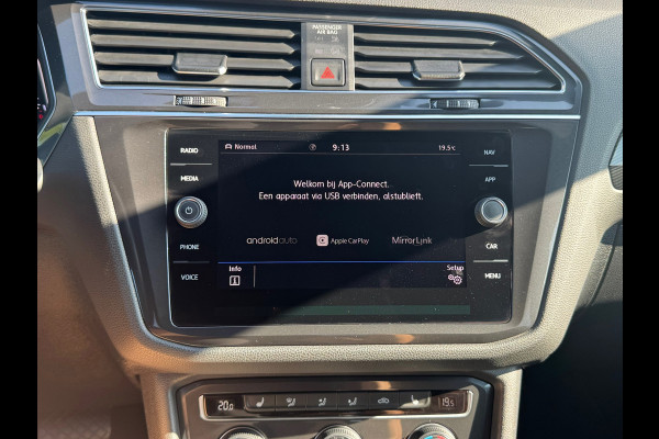 Volkswagen Tiguan Allspace 1.5 TSI * R-Line * Camera * Trekhaak * Visueel Cockpit *
