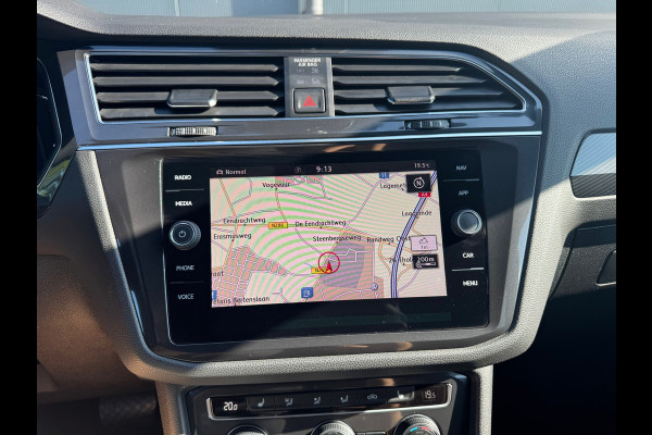Volkswagen Tiguan Allspace 1.5 TSI * R-Line * Camera * Trekhaak * Visueel Cockpit *