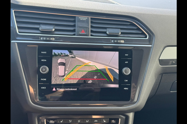Volkswagen Tiguan Allspace 1.5 TSI * R-Line * Camera * Trekhaak * Visueel Cockpit *