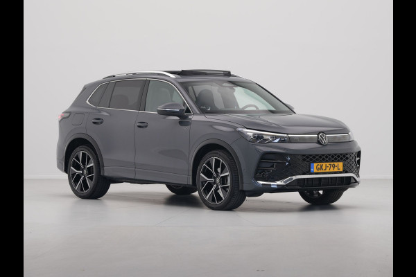 Volkswagen Tiguan 1.5 eTSI R-Line Business Panorama Camera Navigatie Acc 36