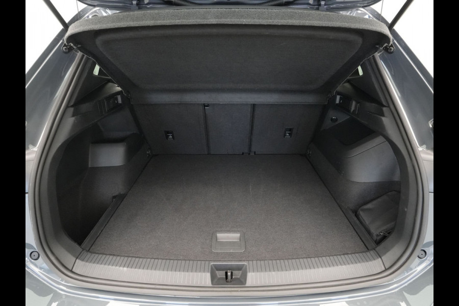 Volkswagen Tiguan 1.5 eTSI R-Line Business Panorama Camera Navigatie Acc 36