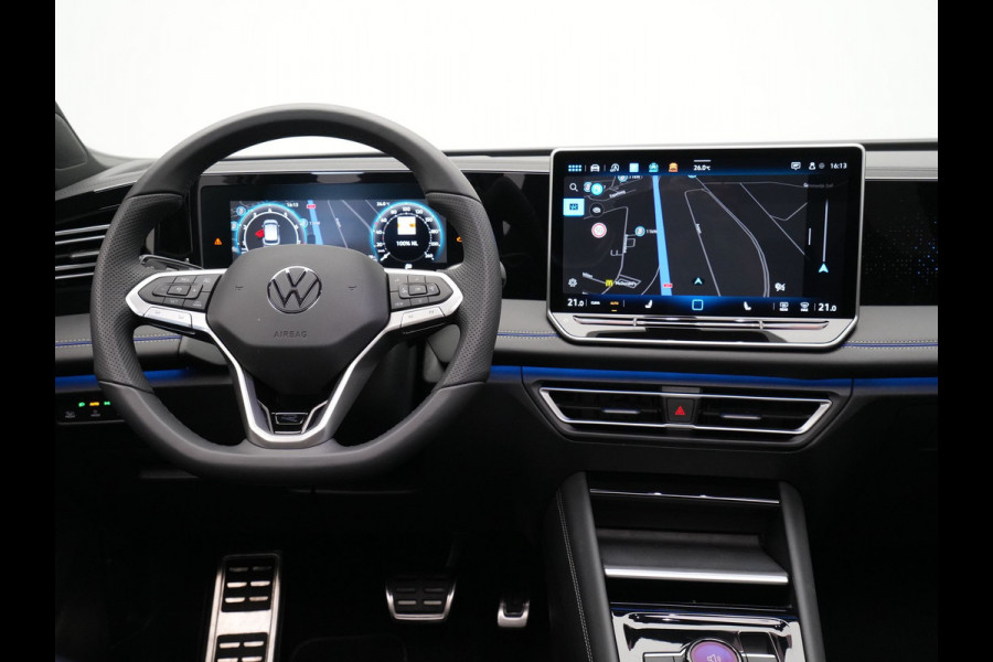 Volkswagen Tiguan 1.5 eTSI R-Line Business Panorama Camera Navigatie Acc 36